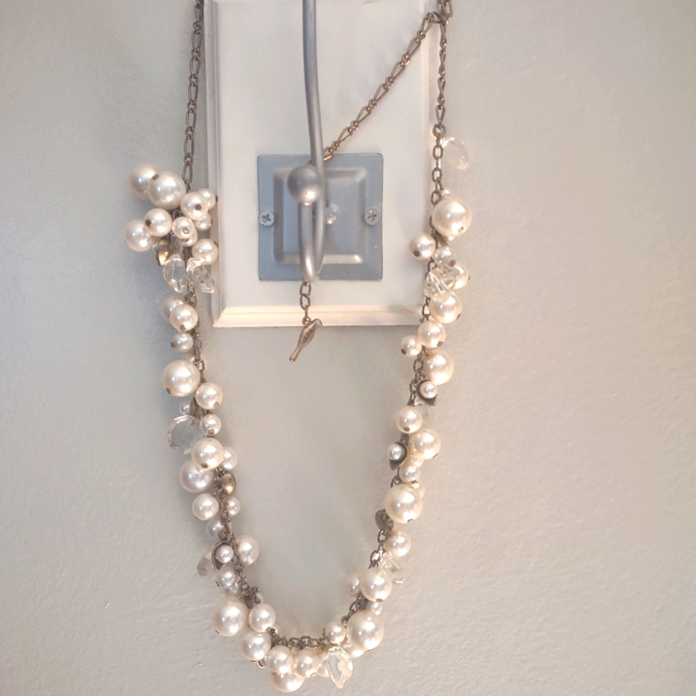 Pearl statement necklace